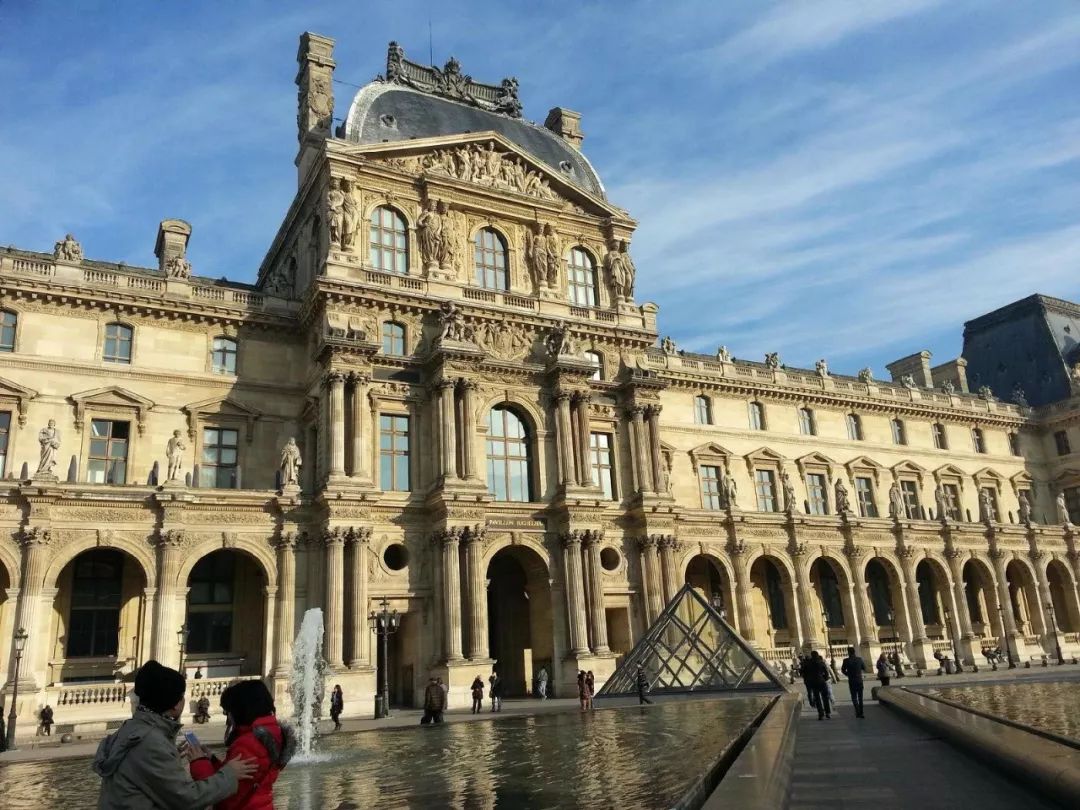 世界博物馆——卢浮宫