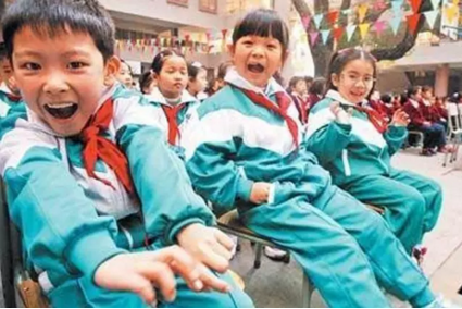 南京所有学校校服（从民国风到英伦范）
