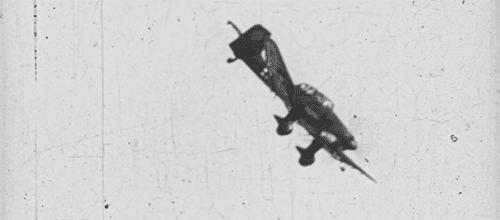 二战后俯冲轰炸机为何消失了？