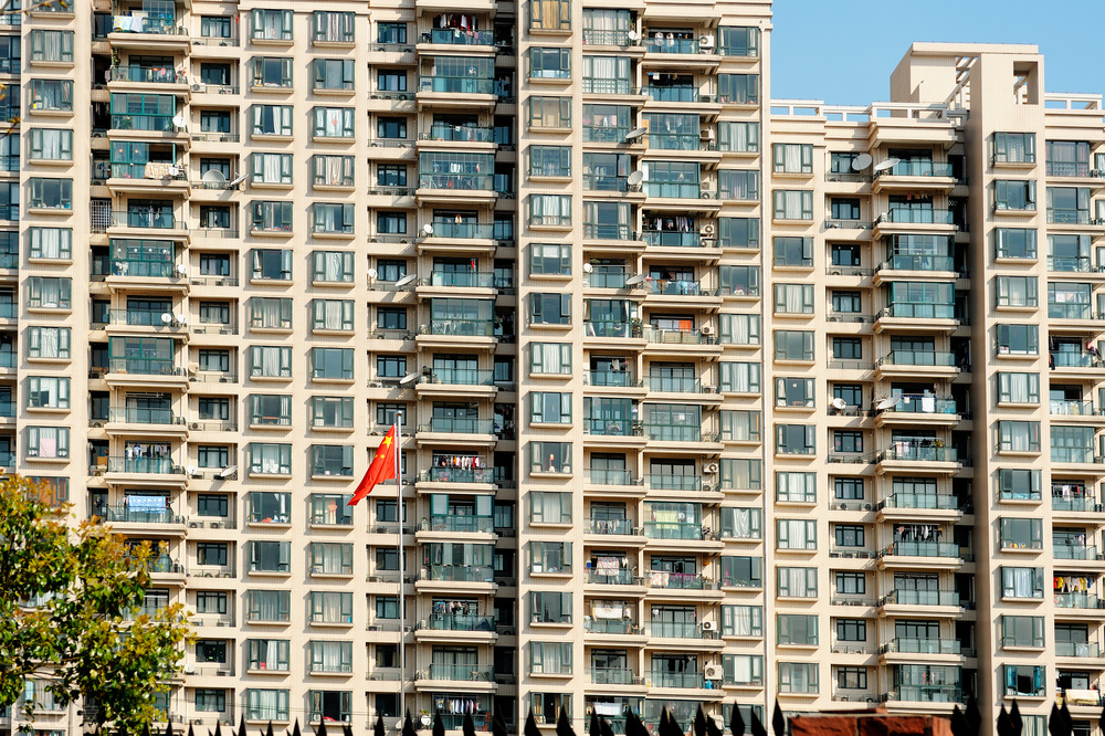 上海“穷人”为何不把房子卖了，去三线城市过富人生活？