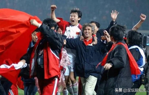 中国足球史上最强十一人分别是谁？