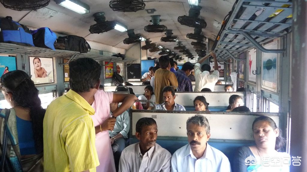 在印度坐火车是一种什么体验？