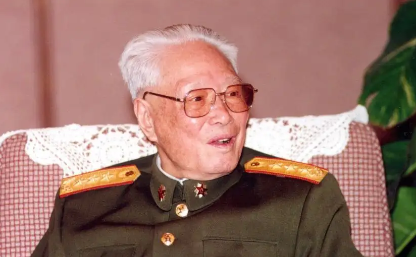 张震逝世(1995年，华野最后一位首长逝世，张震泪流满面：将来谁送我啊？)
