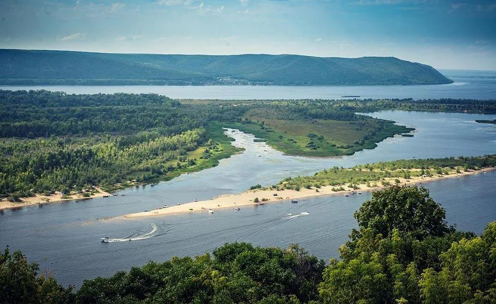 欧洲第一长河(伏尔加河——欧洲第一长河，世界上最大的内陆河)