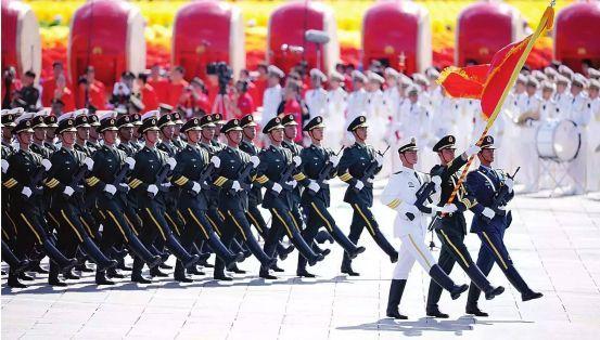 台湾网友评论中国阅兵(国外网友如何评价中国阅兵？台湾网友回答亮了)