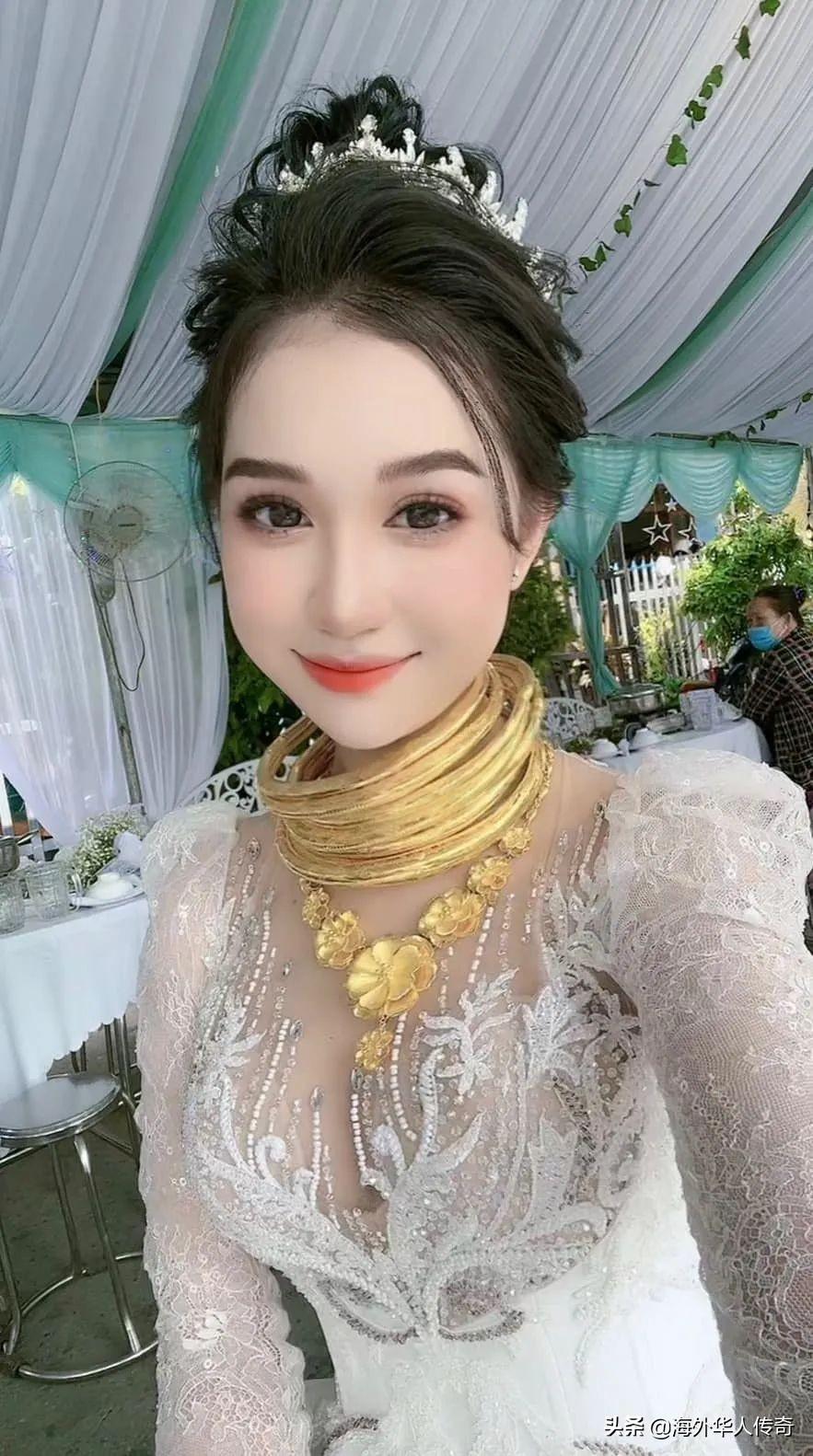 土豪新娘(越南再现土豪婚礼，新娘身上戴的黄金太多，直呼“好累”)