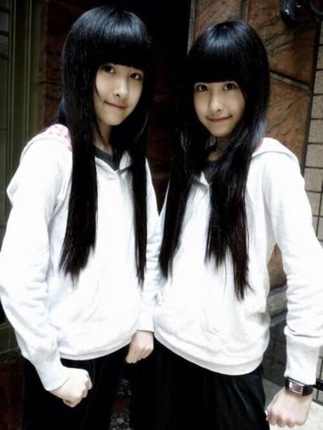 台湾邓波尔(“台湾邓波尔”双胞胎姐妹近照曝光，依旧分不清谁是谁)