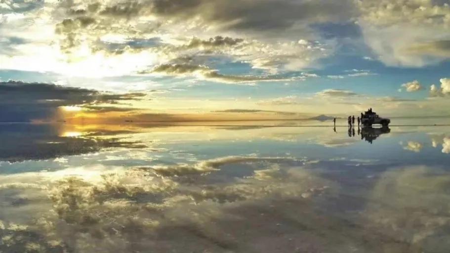 玻利维亚天空之境(世界上最美的盐湖之一，玻利维亚的天空之境)