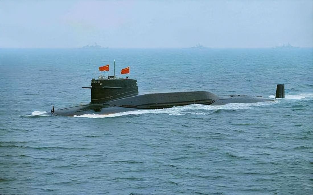 中国096核潜艇(096核潜艇是什么样？一次可携带24枚洲际导弹)