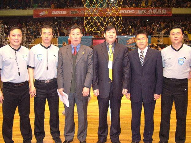 杨茂功(篮球国际级裁判，中国篮球裁判第一人杨茂功！)