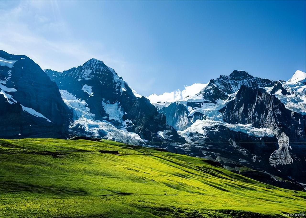 南阿尔卑斯山(地球上有三座阿尔卑斯山，欧洲和大洋洲各一座)