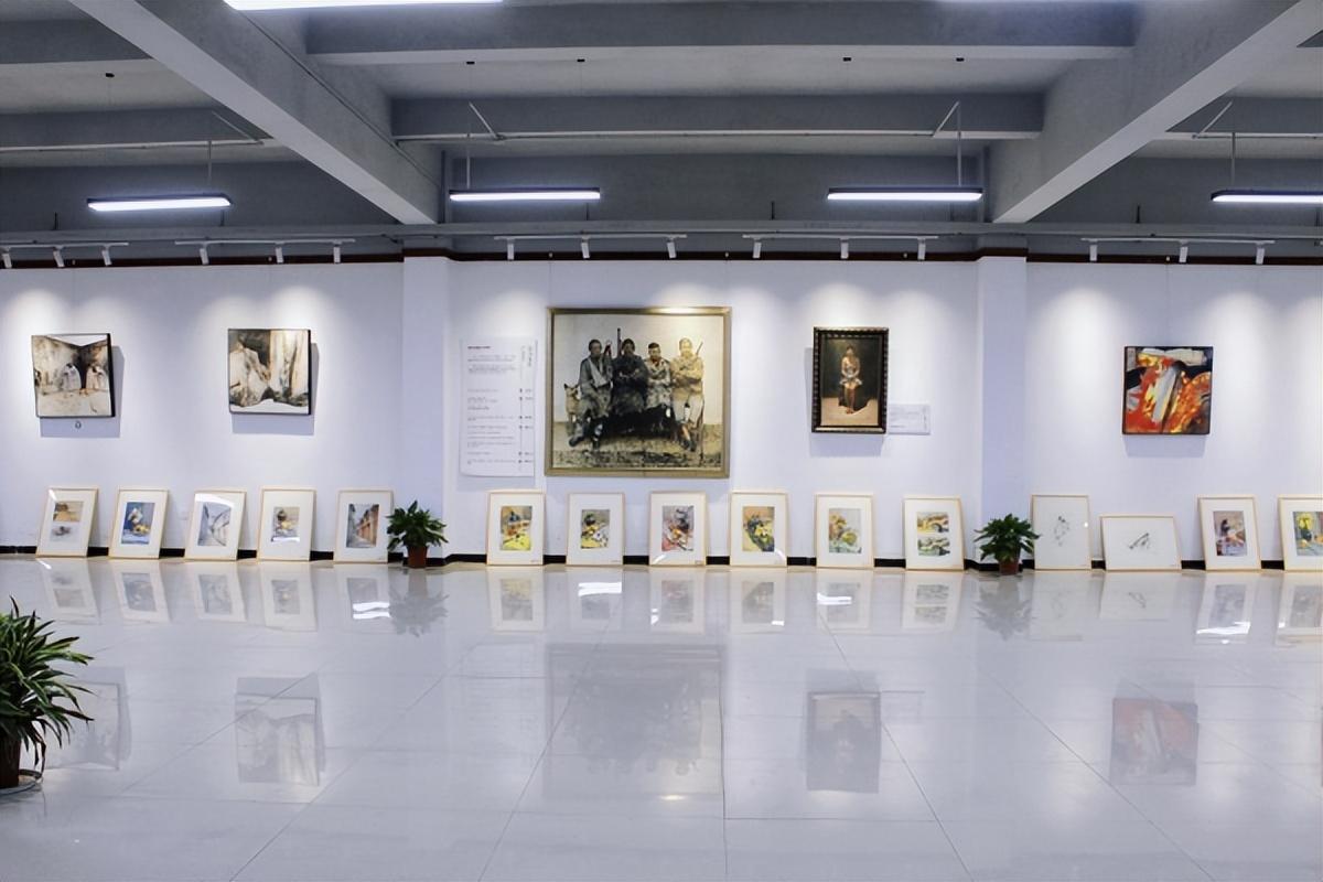 杭州东昱画室(2022年新出杭州画室排名前十位，选好画室不能忽视这几个点)