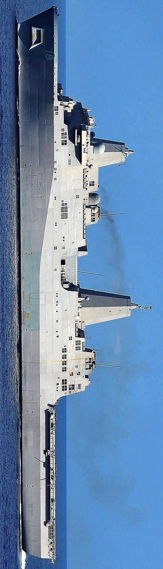 新奥尔良号(完胜核潜艇的超豪华渡轮 新奥尔良号船坞运输舰 百图图鉴)