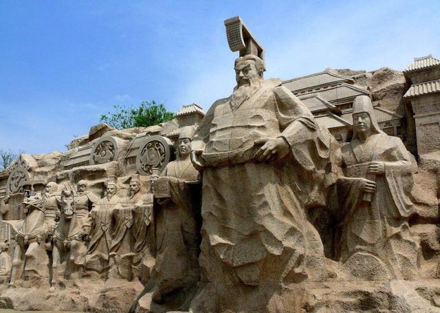 为什么汉武帝越打越穷，而唐太宗年年对外战争却越打越强盛？
