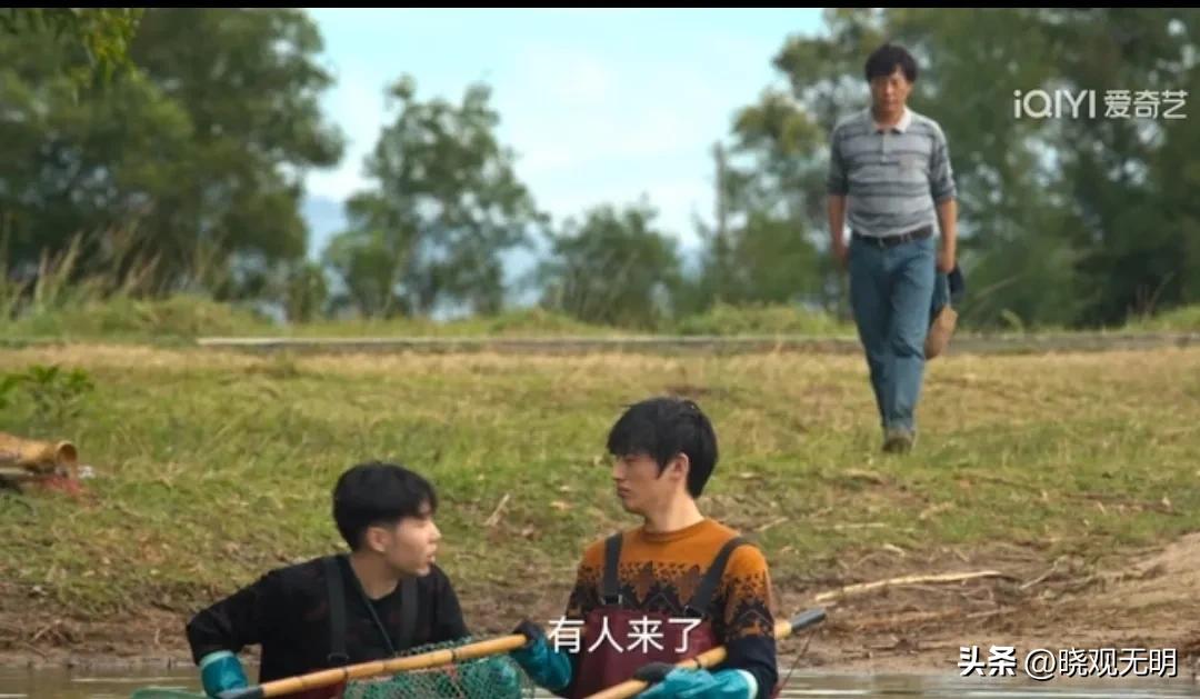 狂飙：徐江的儿子徐雷想吃啥鱼买不到，为什么非跑去野塘电鱼呢？