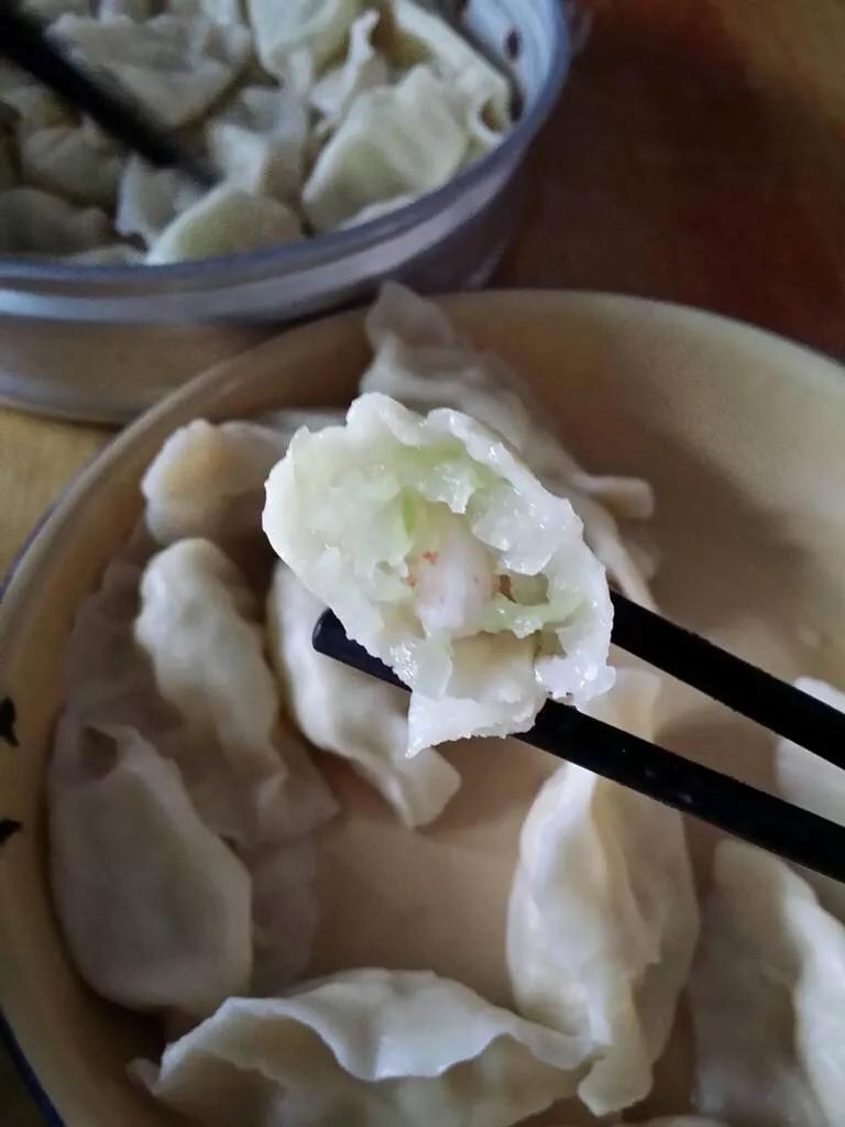 虾仁跟什么包饺子好吃(虾和什么包饺子最好吃？)