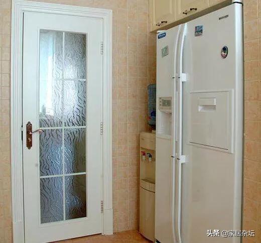 请问大家厨房门、卫生间门、阳台门，各装什么门好？