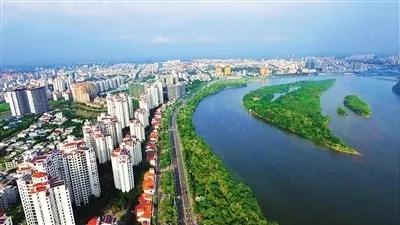 海南琼海、文昌、万宁三个城市，哪个自然环境最合适移居？