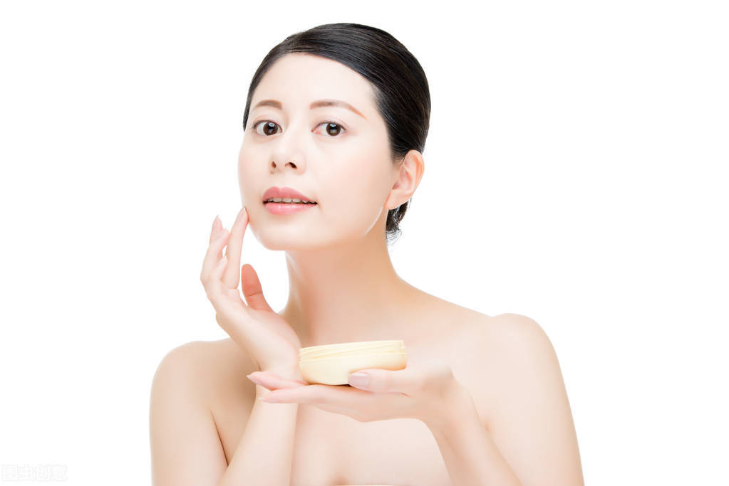 有哪些适合敏感肌肤的护肤品、化妆品可以一直回购？