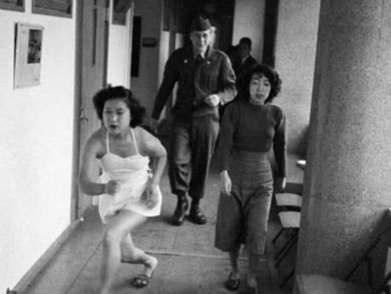 性奴隶(日本年轻女子充当美国大兵的“性奴隶”，引发美军家属的集体抗议)
