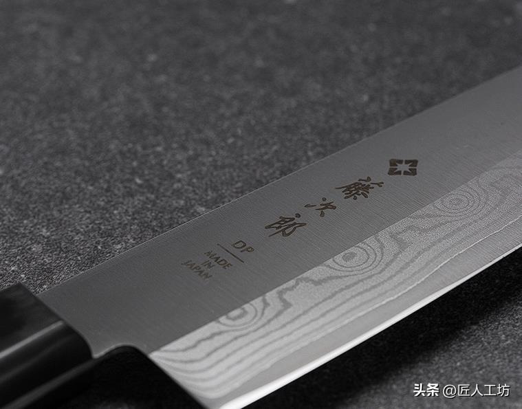 日本厨刀(日本厨刀常用的DP大马士革钢，属于传统工艺吗？)
