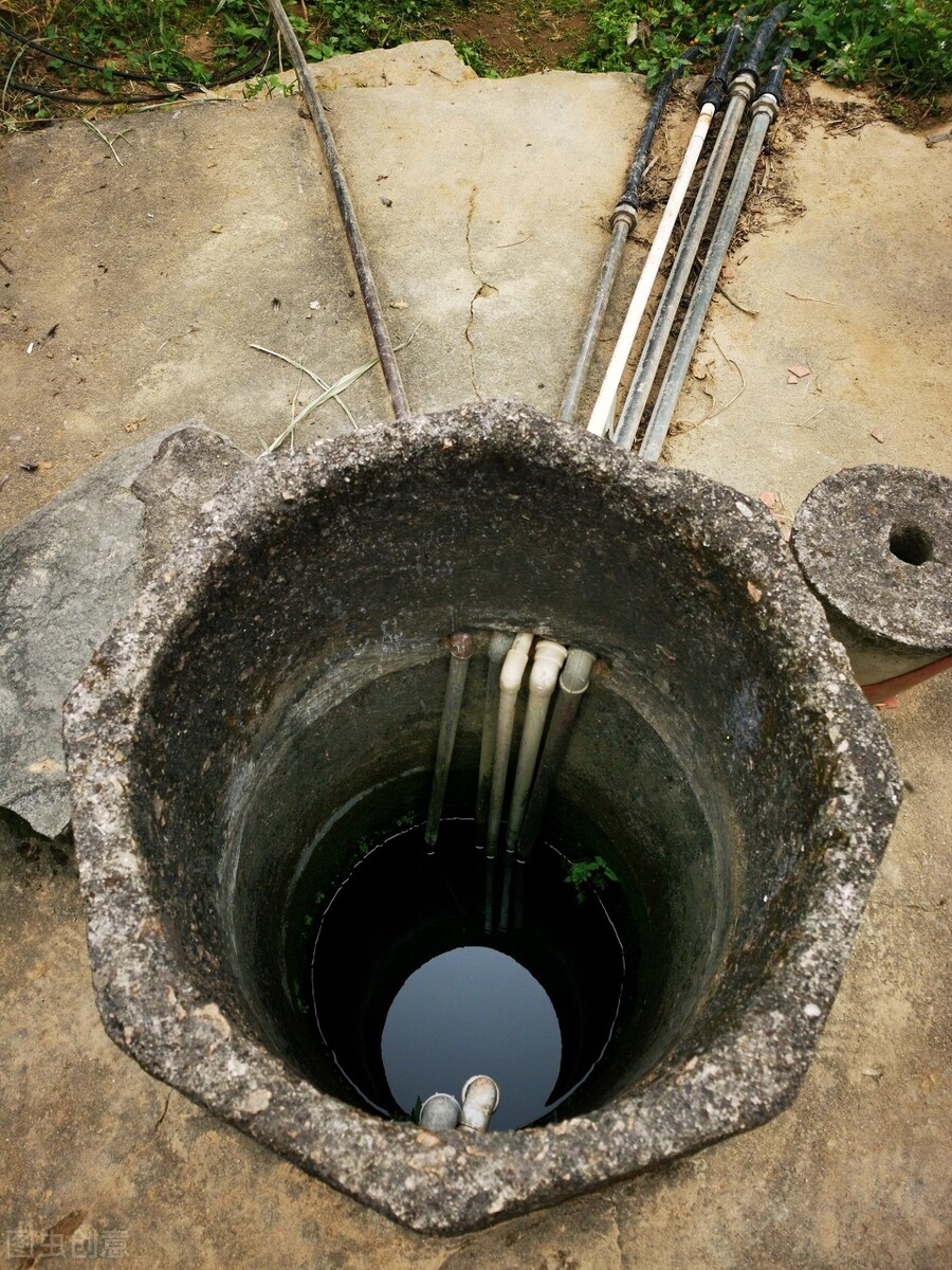 现在很多农村还有打的水井，请问水井的水好，还是我们自来水好？