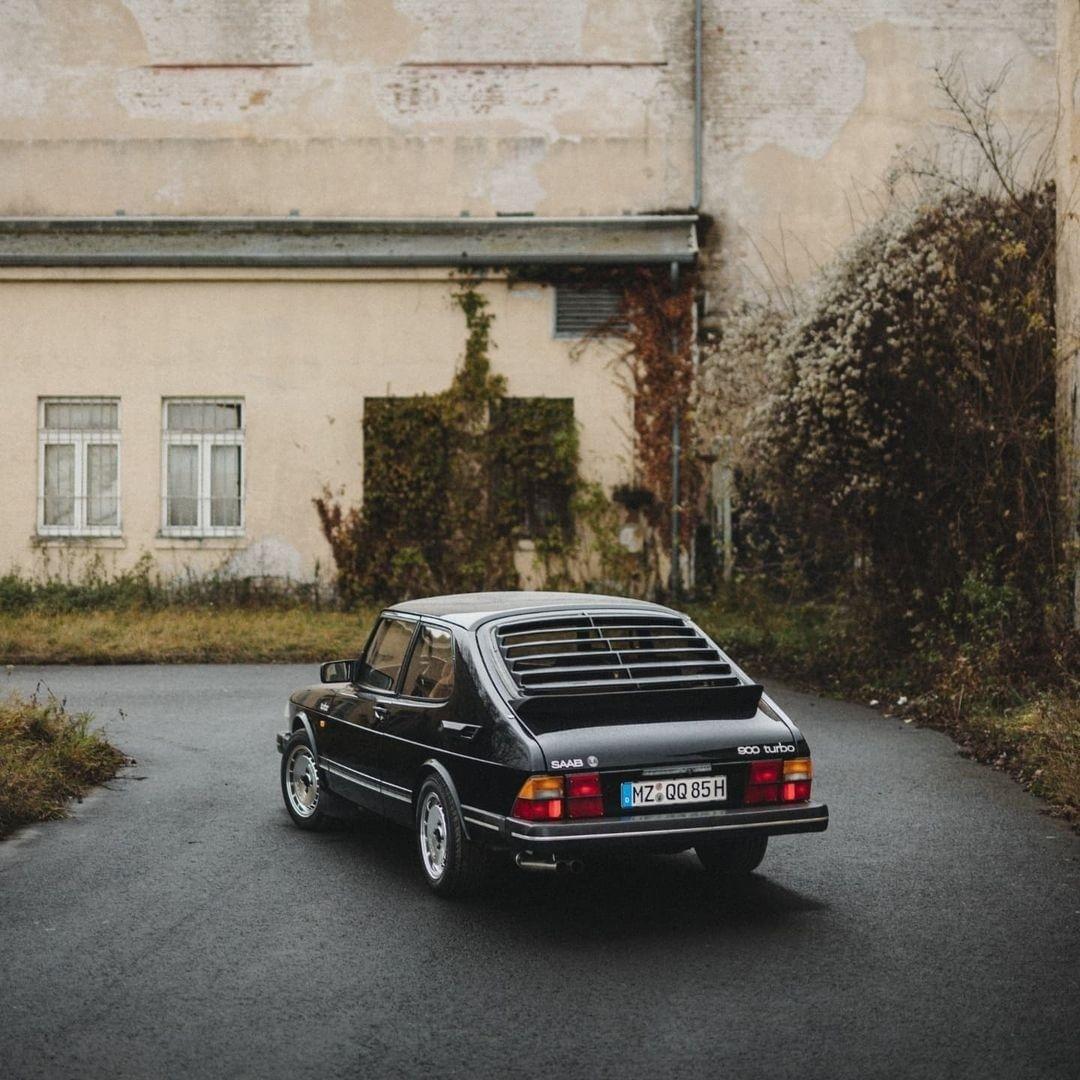 saab900(Saab 900 最受建筑师和设计师喜爱的车)