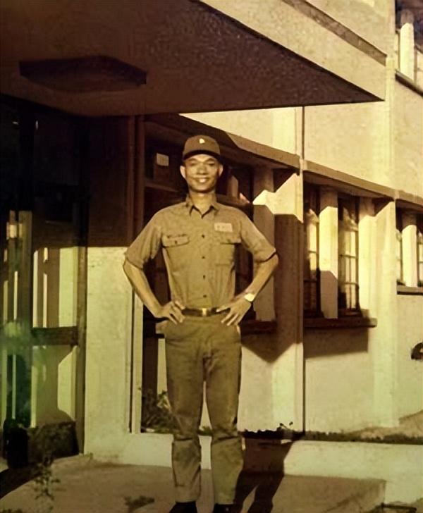 国民党台湾老兵(1979年，那名冒死从台湾游回大陆的国军连长，后来怎么样了？)