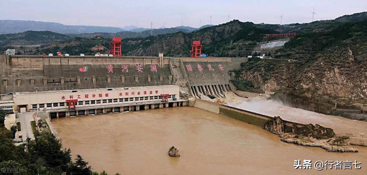 万里黄河第一坝“三门峡”，中国水利史上的惨痛教训