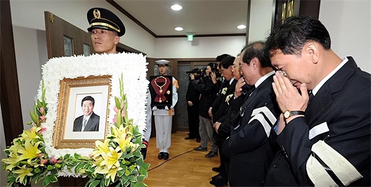 卢武铉女儿(韩国前总统卢武铉跳崖身亡后，儿子赴中国发展，女儿获刑)