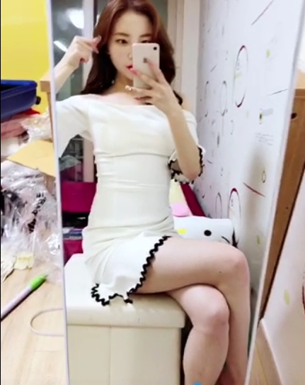 韩国白领美女《李始宇》Siwoo Lee视频流出